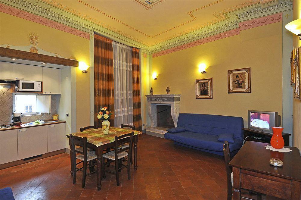 Antica Residenza Del Gallo Lucca Exterior foto